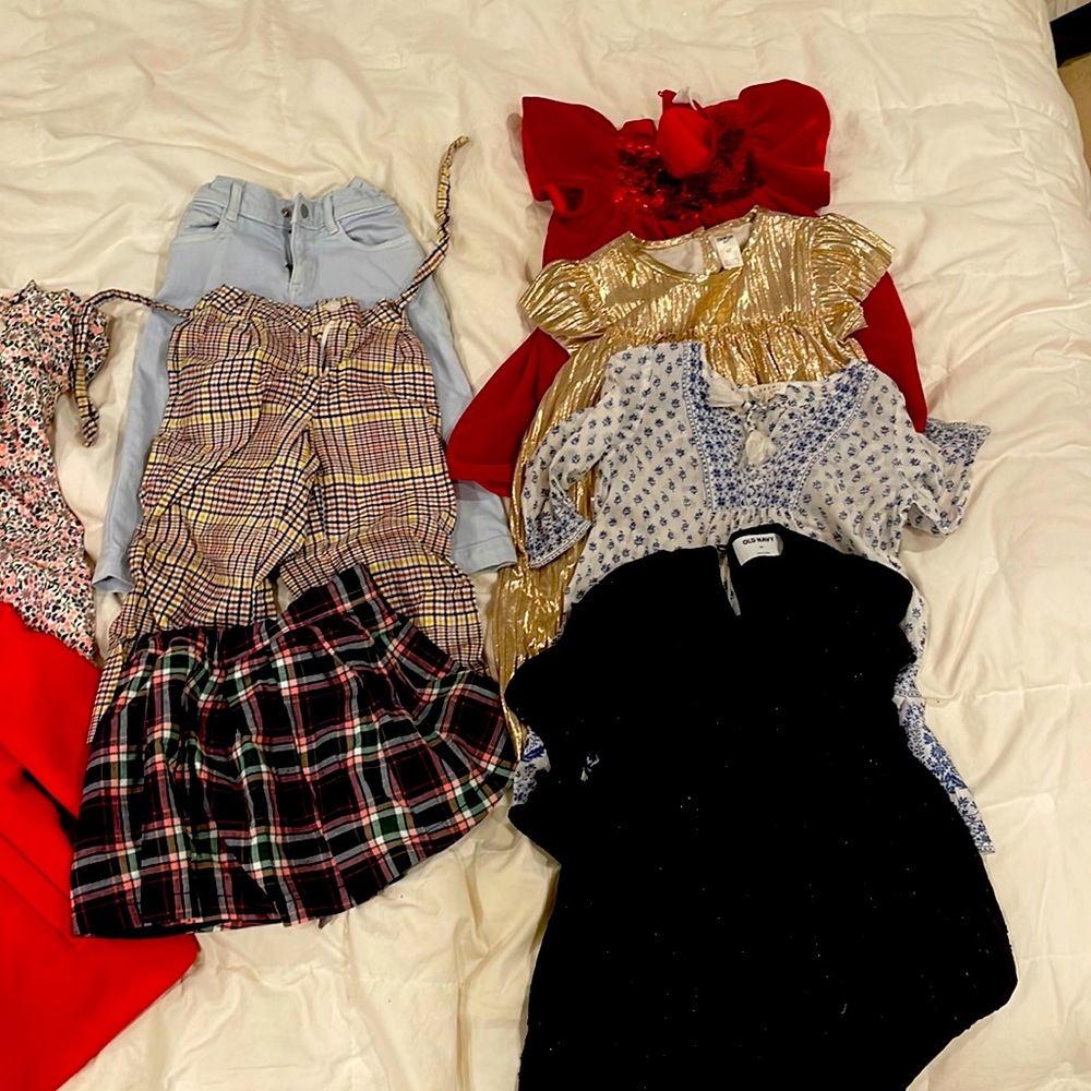 8 dress 4t, 1 peacoat and 1 raincoat) 2 wide legged pants… 1 skirt